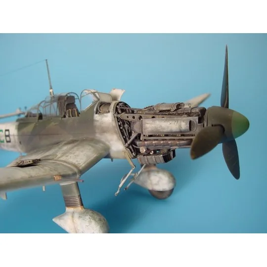 Junksers Ju 87D Stuka, 1/48 - Aires 4161