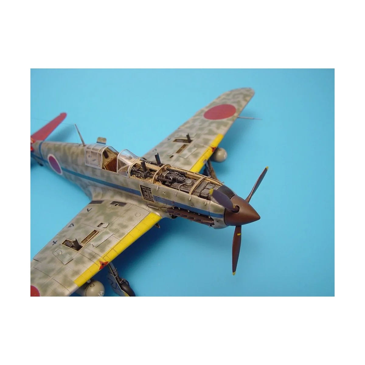 Ki-61 I Hien Cockpit Set, Motor, Bewaffnung, 1/48 - Aires 4162