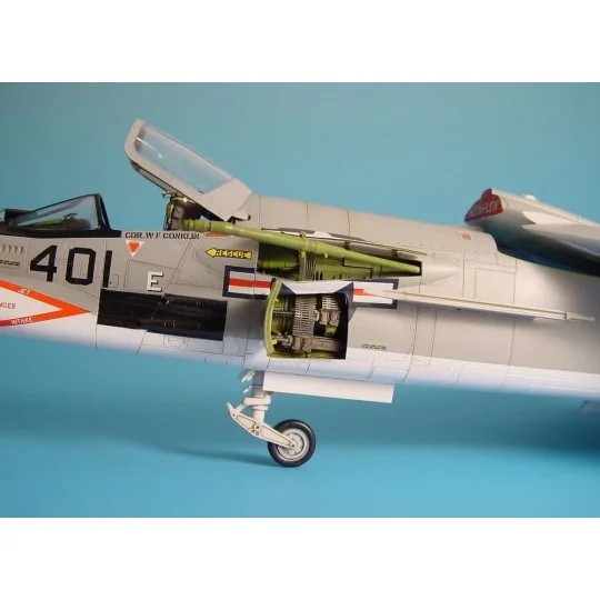 F-8 Crusader Waffenschächte, 1/48 - Aires 4175
