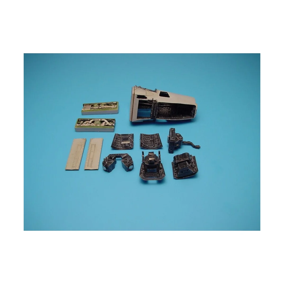 RF-4B/C Phantom II Elektronik-Schacht - Aires 4231