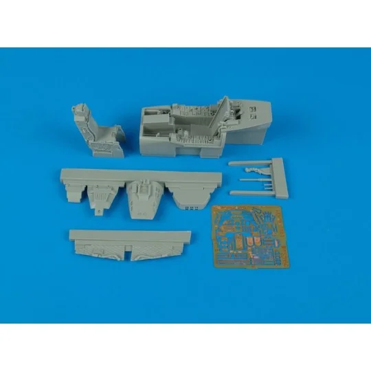 A-10A Thunderbolt II cockpit set Für Italeri Bausatz. - Aires 4348
