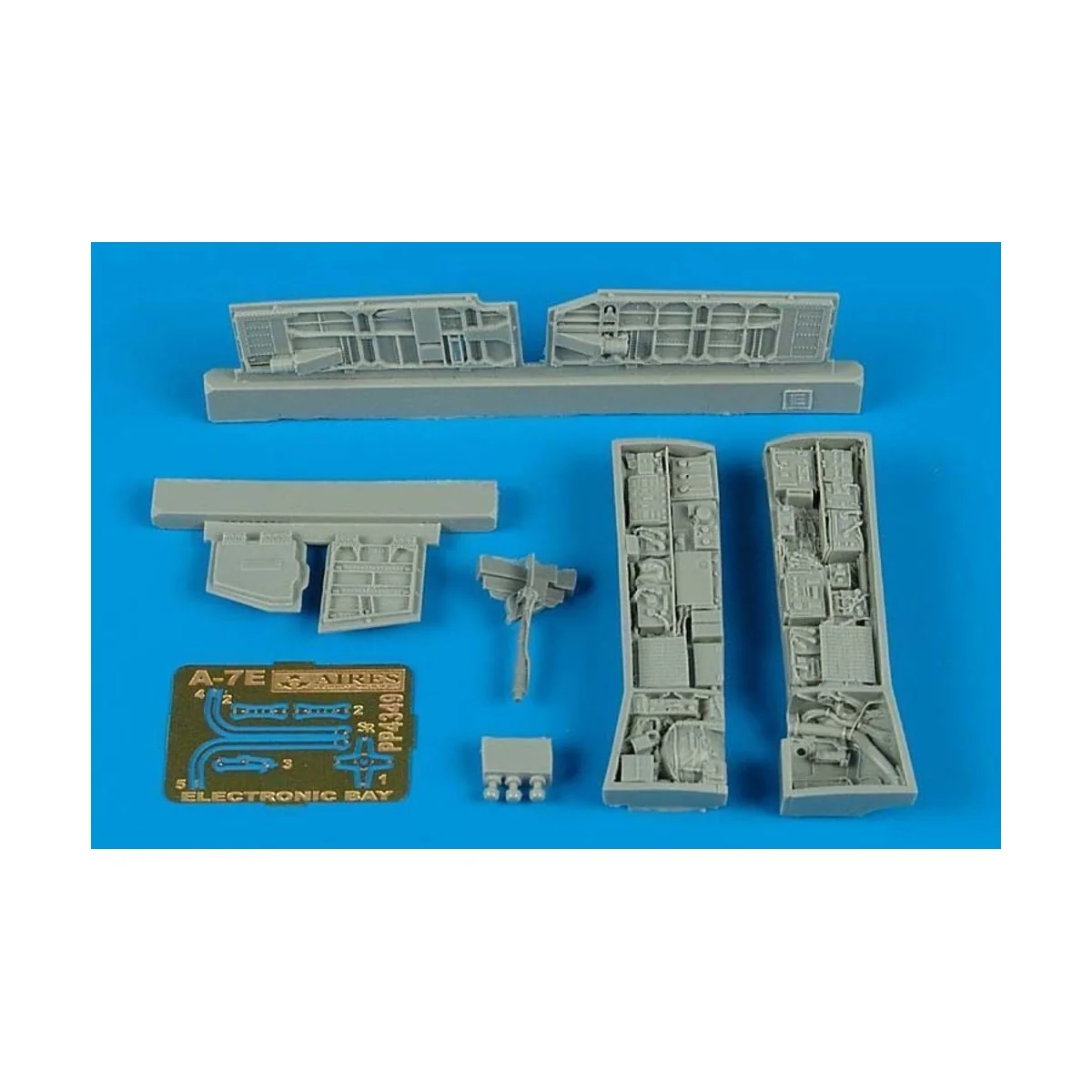 A-7E Corsair II Electronic Bay für Hasegawa-Bausatz, 1/48 - Aires 4349 A-7E Corsair II Electronic Bay für Hasegawa-Bausatz, 1/48 - Aires 4349