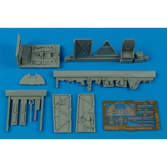 Hawker Typhoon Mk.IB car door Cockpit set für Hasegawa Bausatz, 1/4... Hawker Typhoon Mk.IB car door Cockpit set für Hasegawa Bausatz, 1/4...