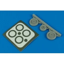 MiG-17 Fresco wheels & paint masks für Hobby Boss Bausatz - Aires 4416