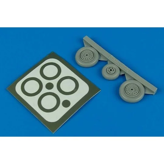 MiG-17 Fresco wheels & paint masks für Hobby Boss Bausatz, 1/48 - A...