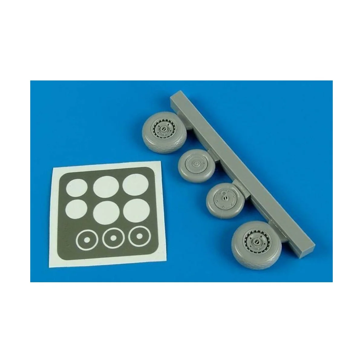 Me-262A wheels & paint mask for HOB, 1/48 - Aires 4540 Me-262A wheels & paint mask for HOB, 1/48 - Aires 4540