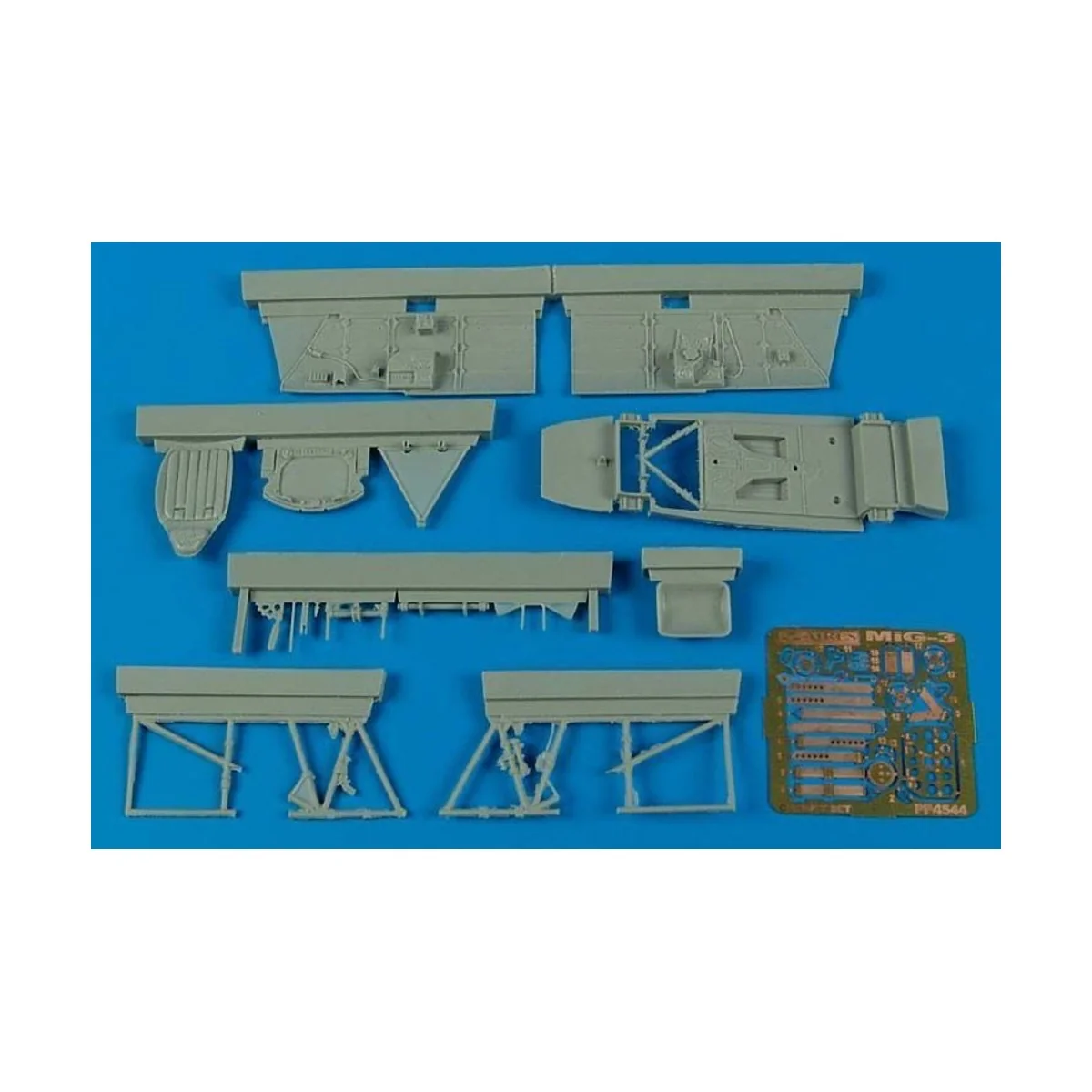 MiG-3 cockpit set for Trumpeter, 1/48 - Aires 4544 MiG-3 cockpit set for Trumpeter, 1/48 - Aires 4544