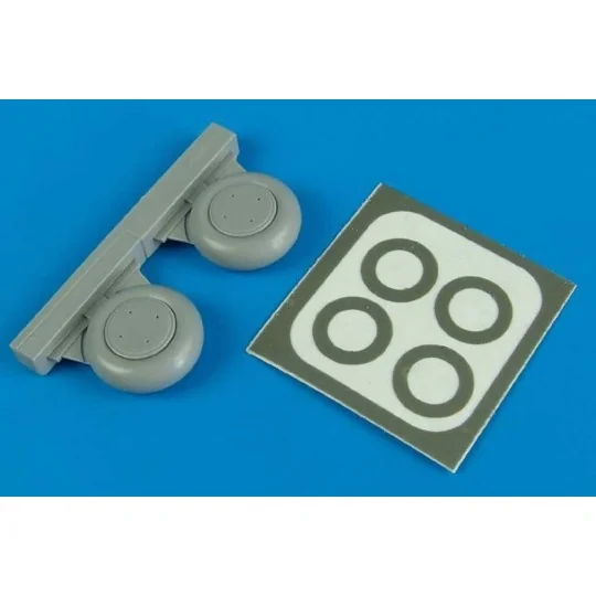 TBD-1 Devastator wheels & paint masks - Aires 4559