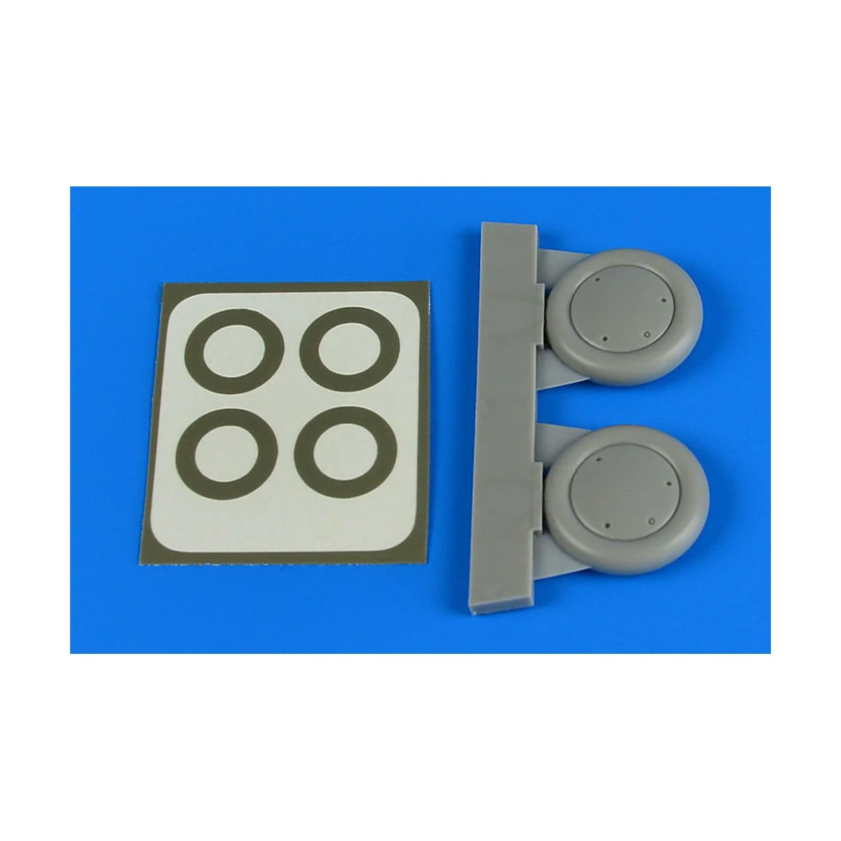 Gloster Gladiator wheels&paint masks for Roden/Eduard, 1/48 - Aires...