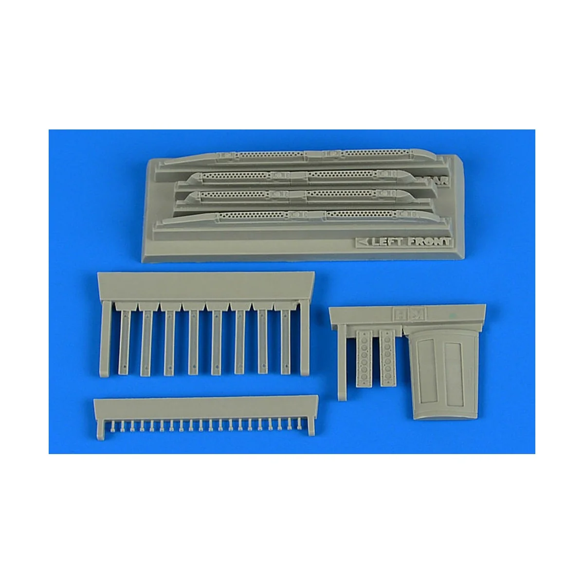 Su-17/22M3/M4 Fitter K covered chaff/fla dispensers for Kitty Hawk ...