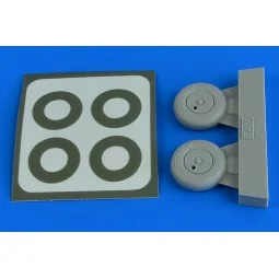 Spitfire Mk.I wheels (with covers) & paint masks f.Tamiya - Aires 4781