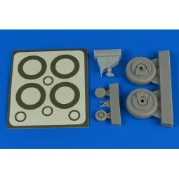 A-1H Skyraider wheels & paint masks for Tamiya - Aires 4793