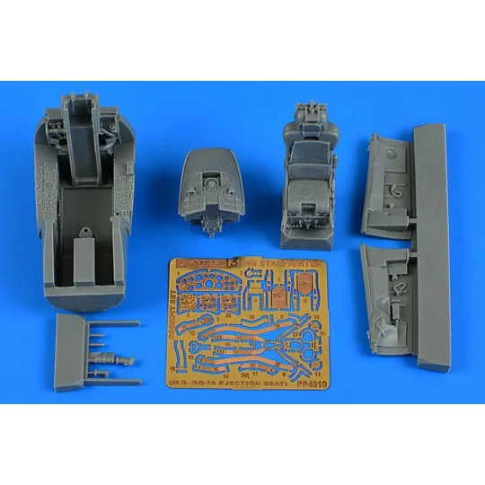 F-104G Starfighter cockpit set (M.B. GQ-7A ej. seat) for Kinetic, 1... F-104G Starfighter cockpit set (M.B. GQ-7A ej. seat) for Kinetic, 1...
