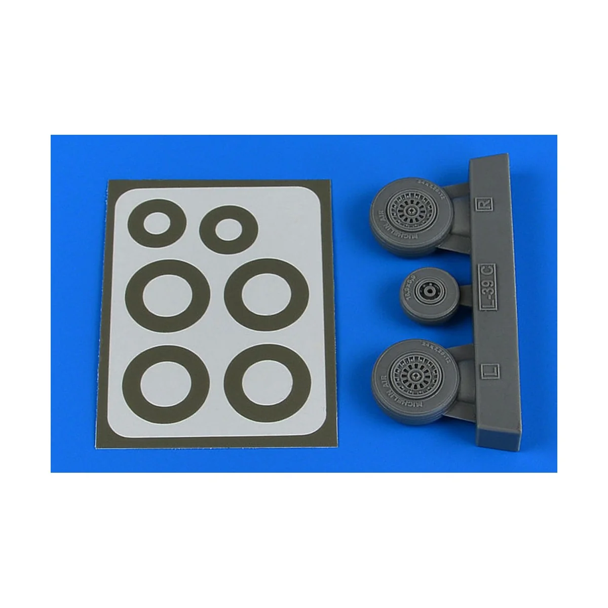 L-39C Albatros & paint masks for Trumpeter, 1/48 - Aires 4813 L-39C Albatros & paint masks for Trumpeter, 1/48 - Aires 4813