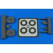 Macchi Mc.200 - early wheels & paint masks for Italeri - Aires 4823