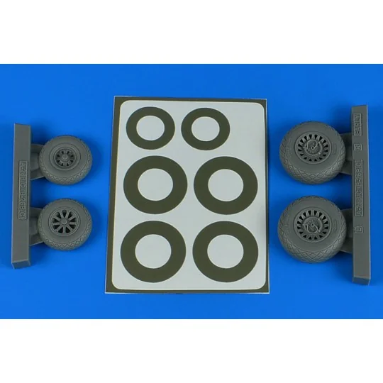 A-26B/C (B-26B/C) Invader wheels & paint masks early - diamond patt...