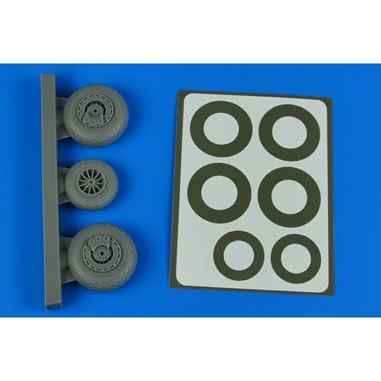 B-26K Invader wheels & paint masks - late - Diamond Pattern, 1/48 -...