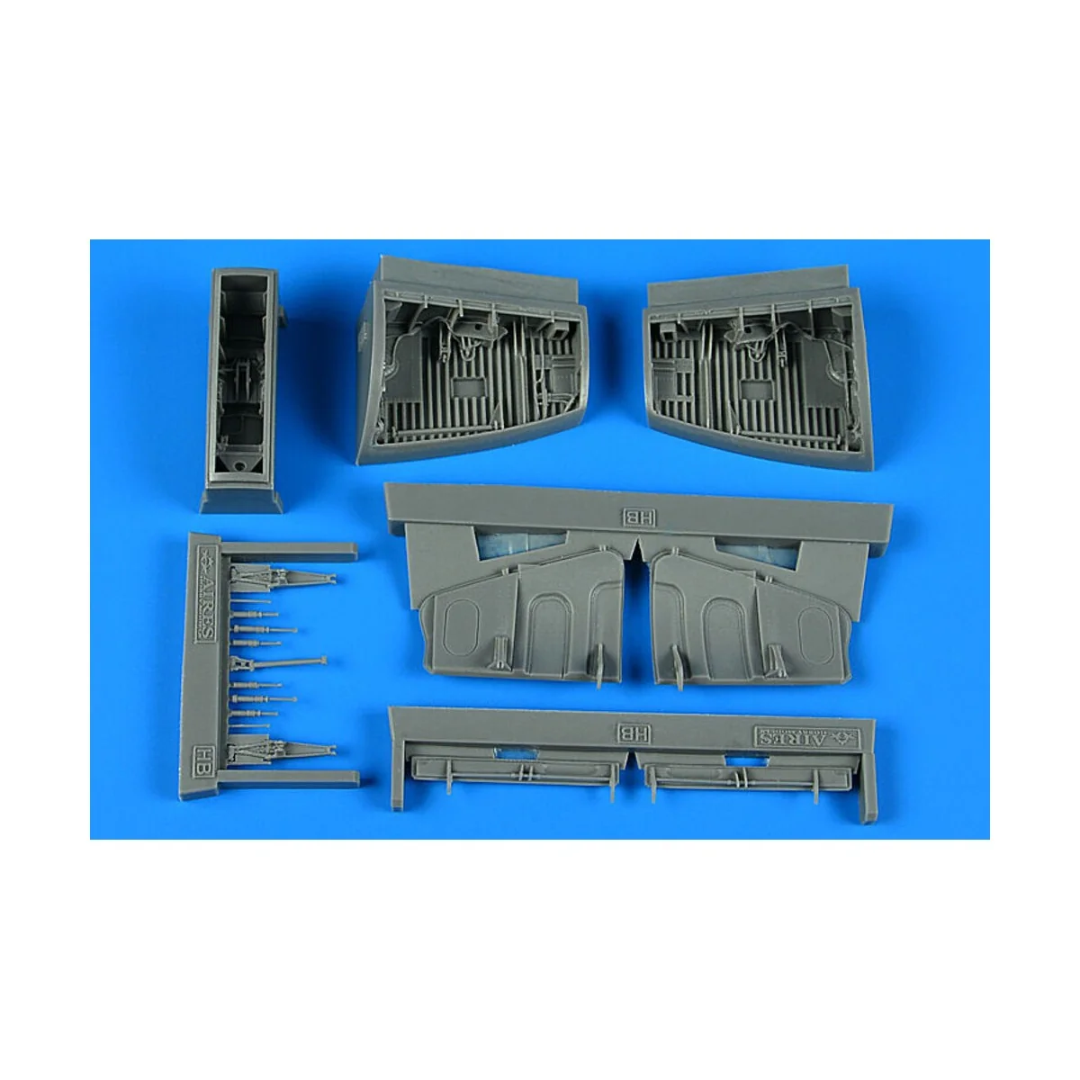 SAAB J 29 Tunnan wheel bay, 1/48 - Aires 4879 SAAB J 29 Tunnan wheel bay, 1/48 - Aires 4879