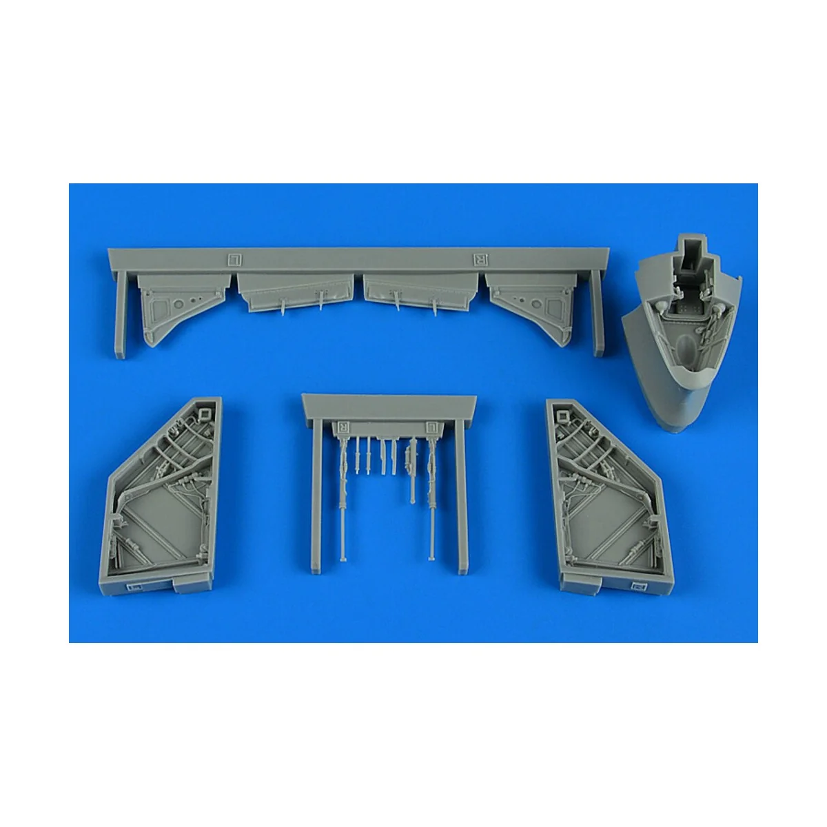 MiG-17F Fresco C wheel bay for AMMO - Aires 4910