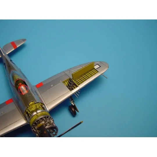 P-47D Thunderbolt Waffenschächte, 1/72 - Aires 7089 P-47D Thunderbolt Waffenschächte, 1/72 - Aires 7089