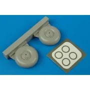 Lancaster wheels & paint masks for Revell kit, 1/72 - Aires 7204 Lancaster wheels & paint masks for Revell kit, 1/72 - Aires 7204