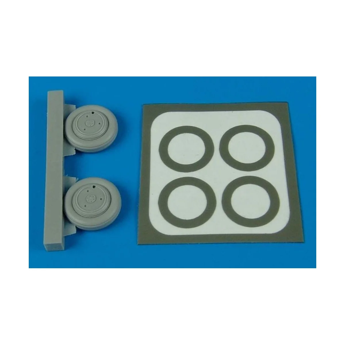 Su-15 Flagon wheels & paint masks für Trumpeter Bausatz, 1/72 - Air... Su-15 Flagon wheels & paint masks für Trumpeter Bausatz, 1/72 - Air...