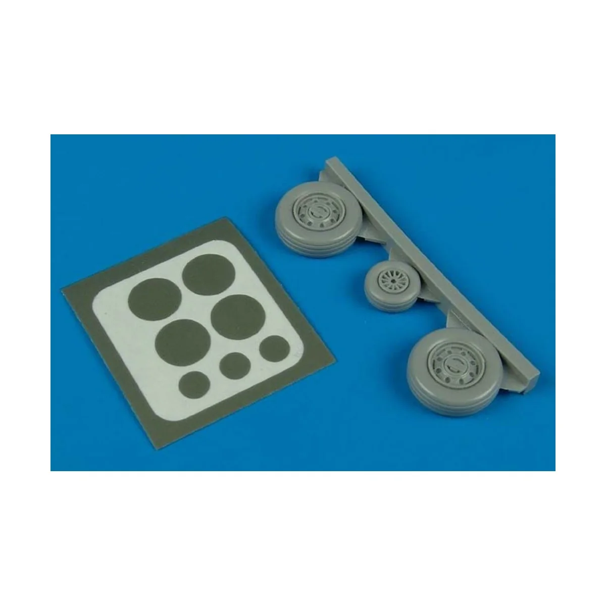 F-105 Thunderchief wheels & paint masks - Aires 7240