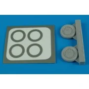 F-8 Crusader wheels & paint masks - Aires 7243