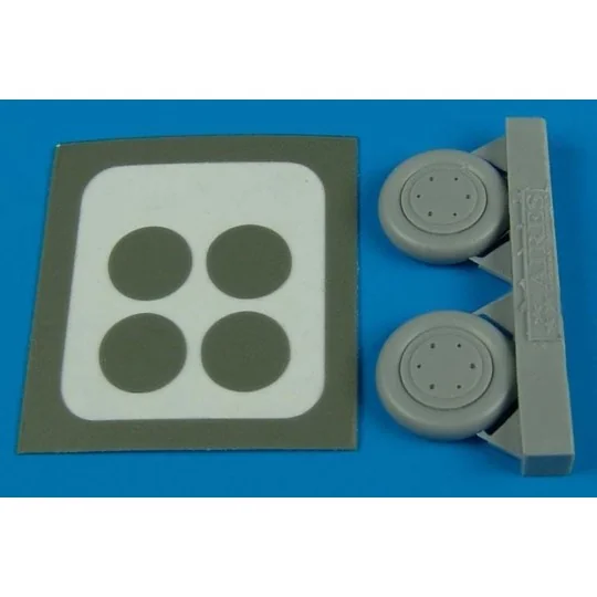 SBD Dauntless wheel & paint masks, 1/72 - Aires 7244