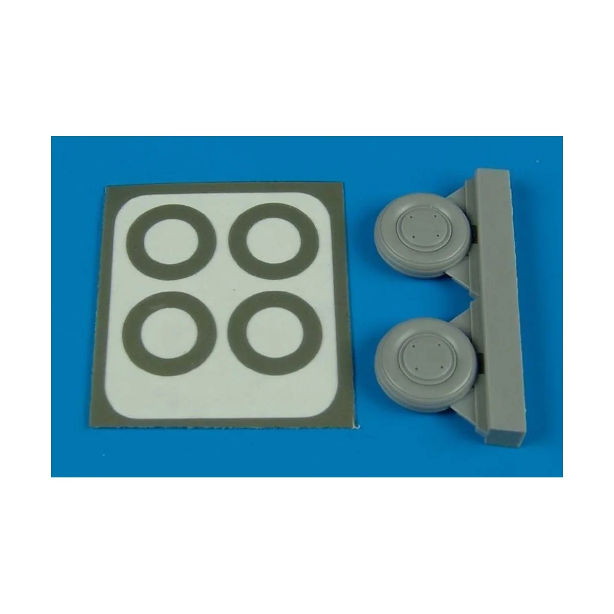 P-40 wheels & paint masks (type B) - Aires 7258