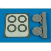 P-40 wheels & paint masks (type B), 1/72 - Aires 7258