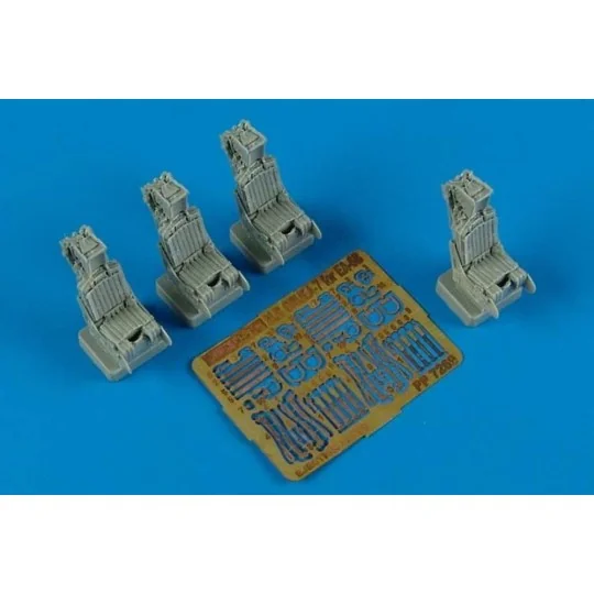 M.B. Gruea-7 (EA-6B) ejection seats, 1/72 - Aires 7269