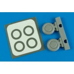 P-40B wheels & paint mask for Airfix, 1/72 - Aires 7277