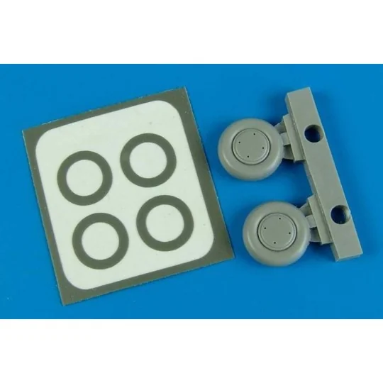 P-40B wheels & paint mask for Airfix - Aires 7277