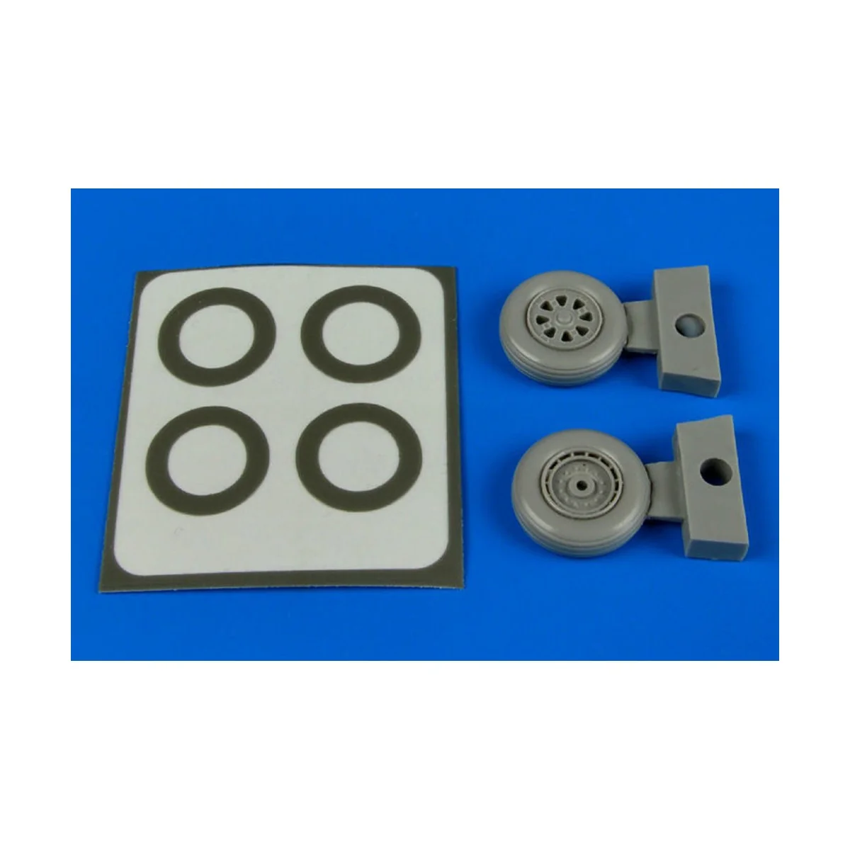 F6F Hellcat wheels(typeB) & paint masks - Aires 7301