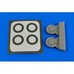 I-153 wheels&paint masks f.ICM - Aires 7333