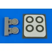F4F Wildcat wheel&paint masks f.Hasegawa - Aires 7334