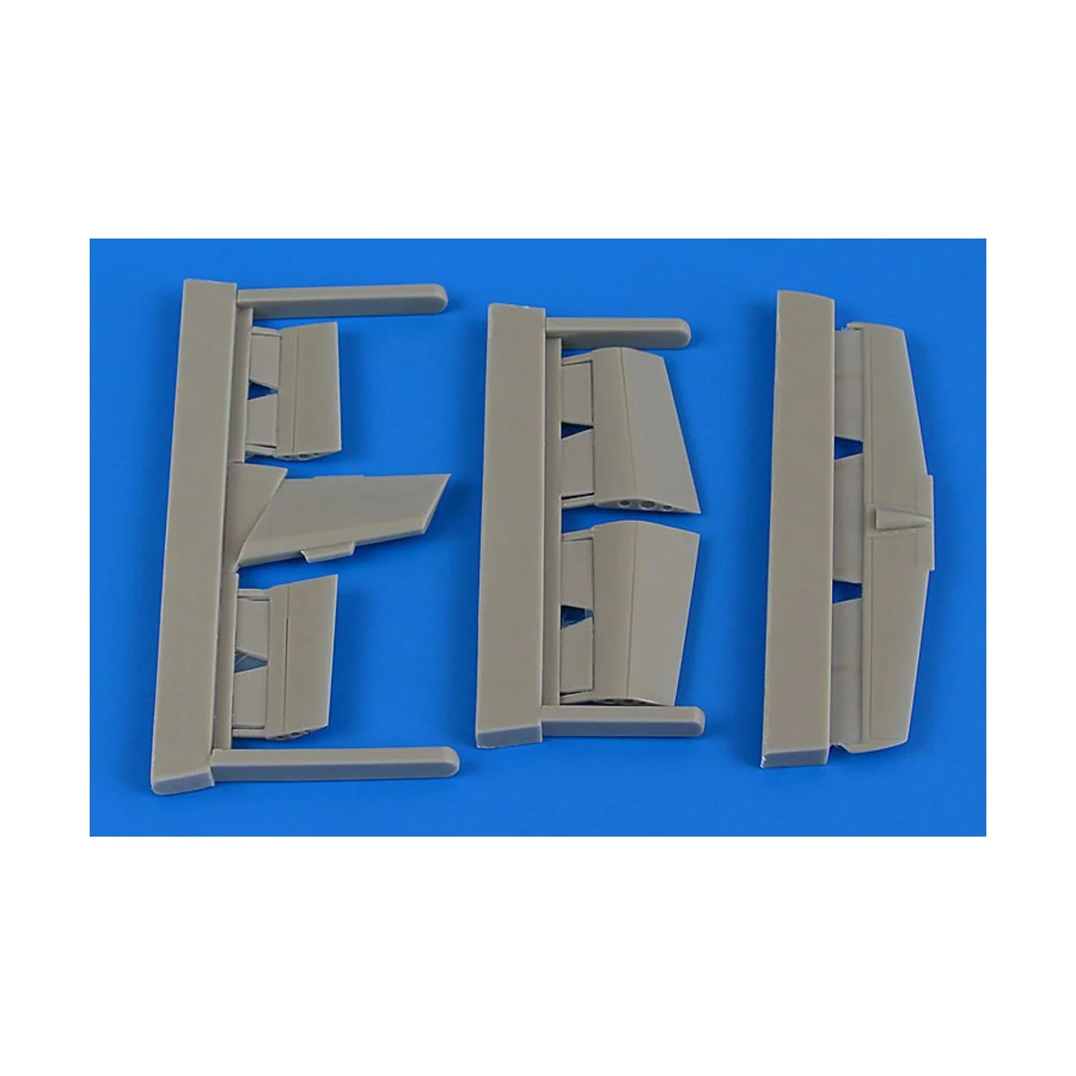 L-29 Delfin control surfaces - Aires 7347