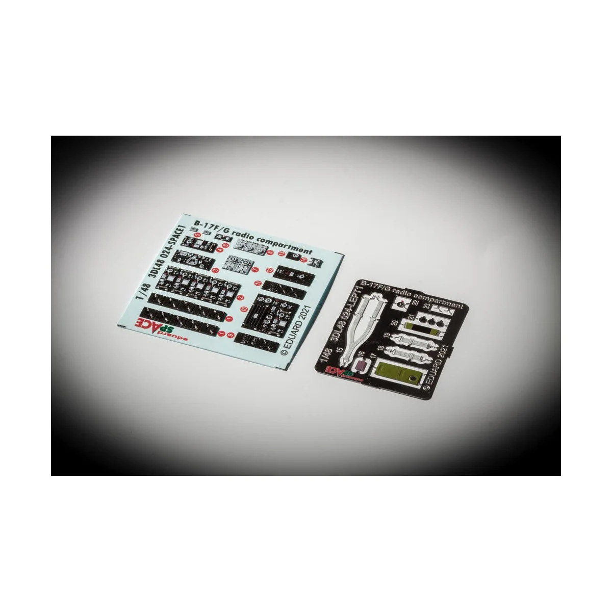 B-17F/G radio compartment SPACE 1/48 for HKM - Eduard Accessories 3...