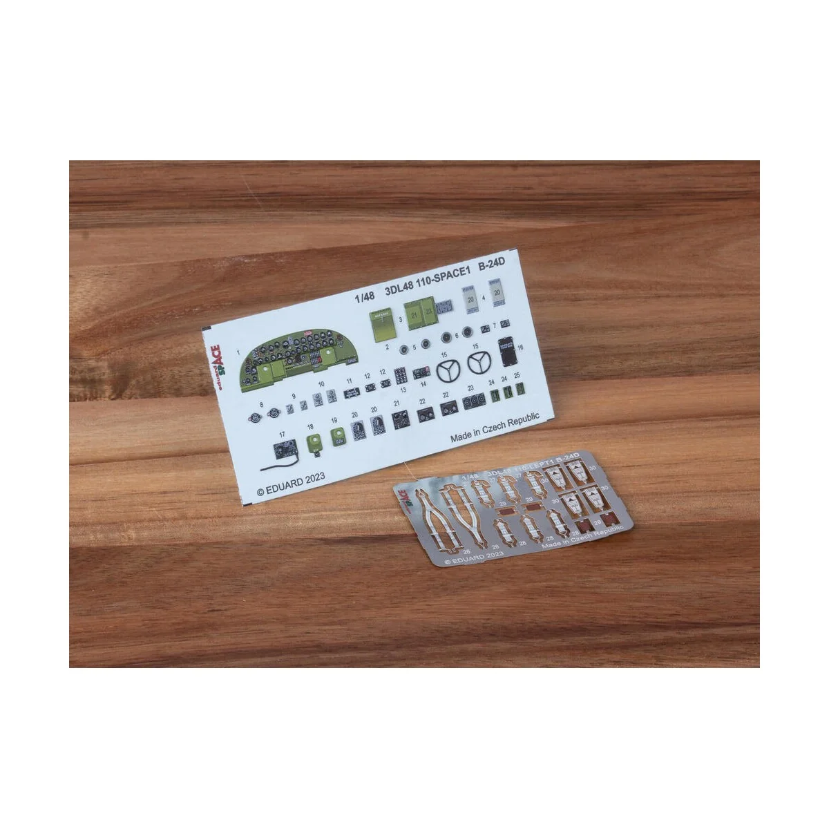 B-24D SPACE 1/48 REVELL - Eduard Accessories 3DL48110