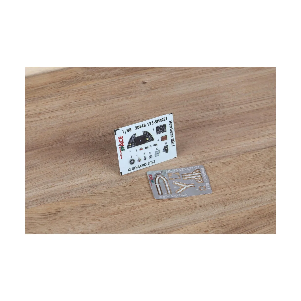 Hurricane Mk.I SPACE 1/48 HOBBY BOSS, 1/48 - Eduard Accessories 3DL...