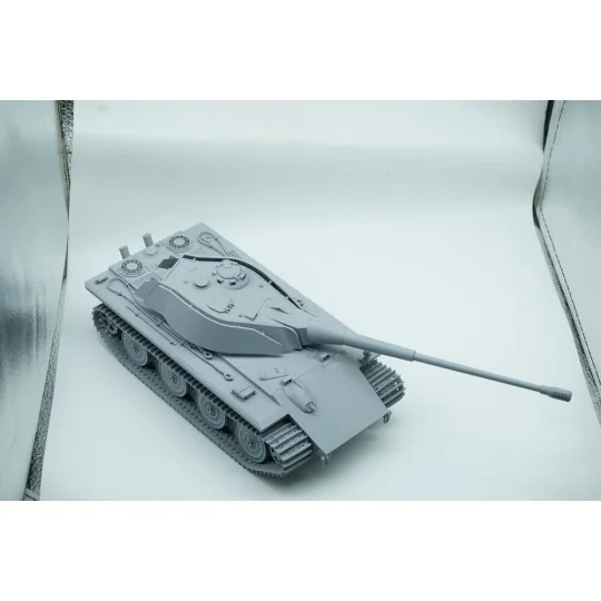 Fist of War German E60 ausf.D 12.8cm tank late type, 1/35 - Modelco...