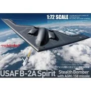 USAF B-2A Spirit Stealth Bomber with AGM-158 missile, 1/72 - Modelc...