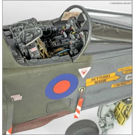 M.B.Type 9B Mk.3 Ejection Seat - with seat belts ASK 3D for Jaguar ...