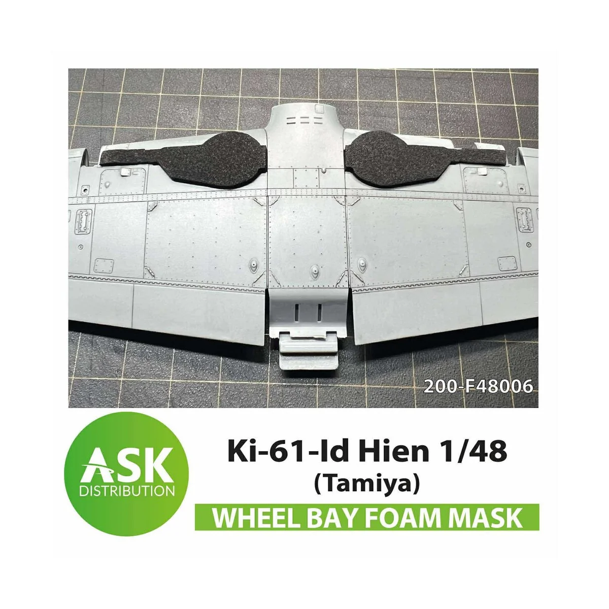 Ki-61-Id Hien FOAM flexibel wheel bay mask for Tamiya - Art Scale K...
