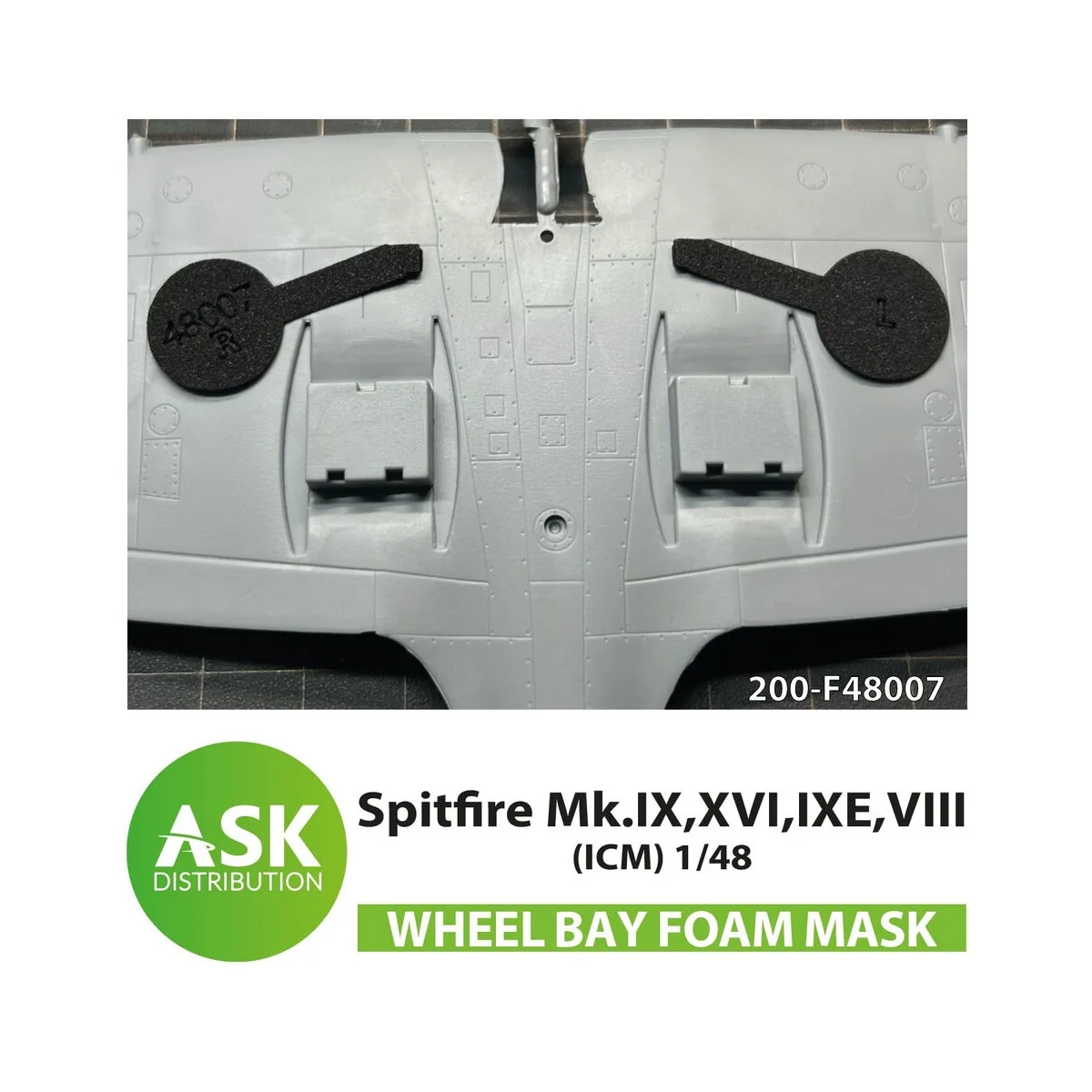 Spitfire Mk.IX, XVI, IXE, VIII FOAM flexibel wheel bay mask for ICM...