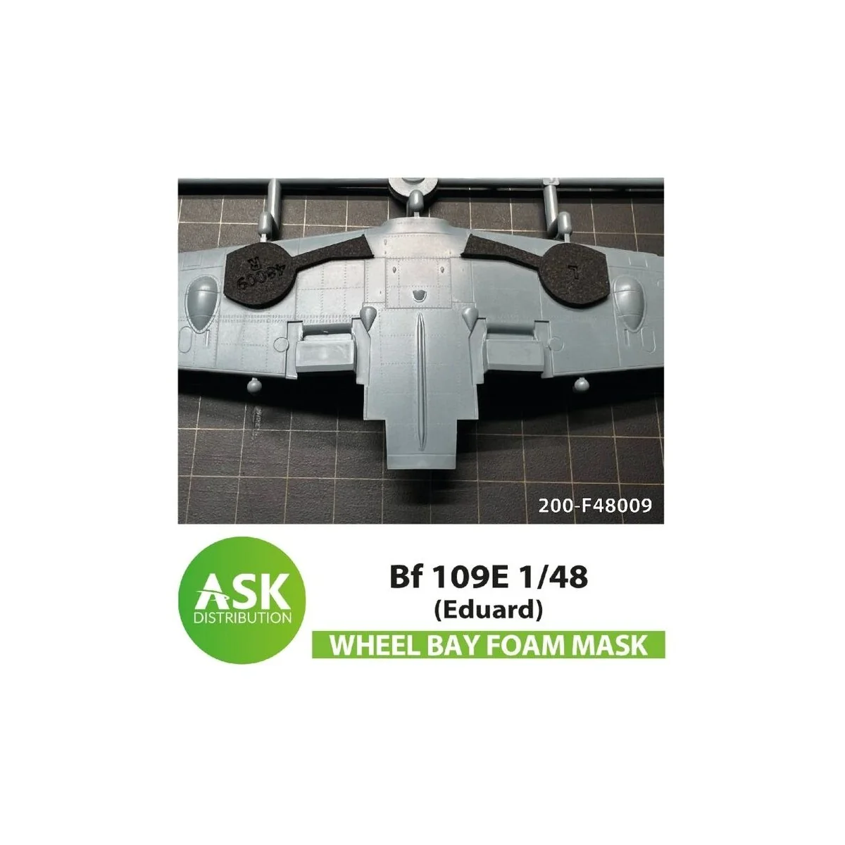 Bf 109E FOAM flexibel wheel bay mask for Eduard, 1/48 - Art Scale K...