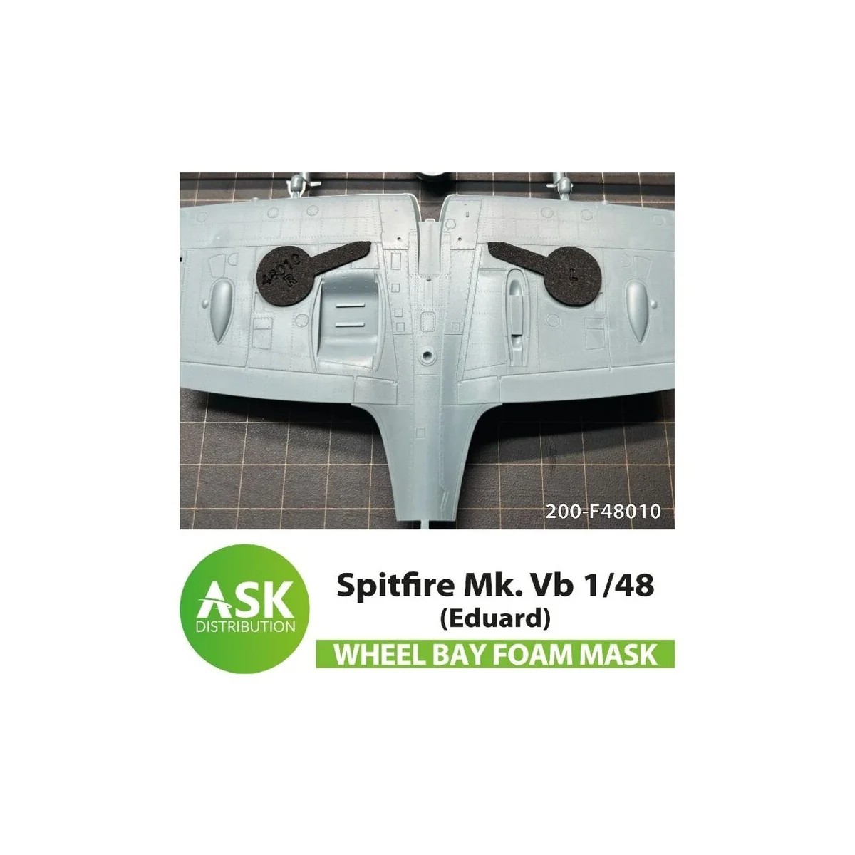 Spitfire Mk.XII FOAM flexibel wheel bay mask for Airfix, 1/48 - Art...