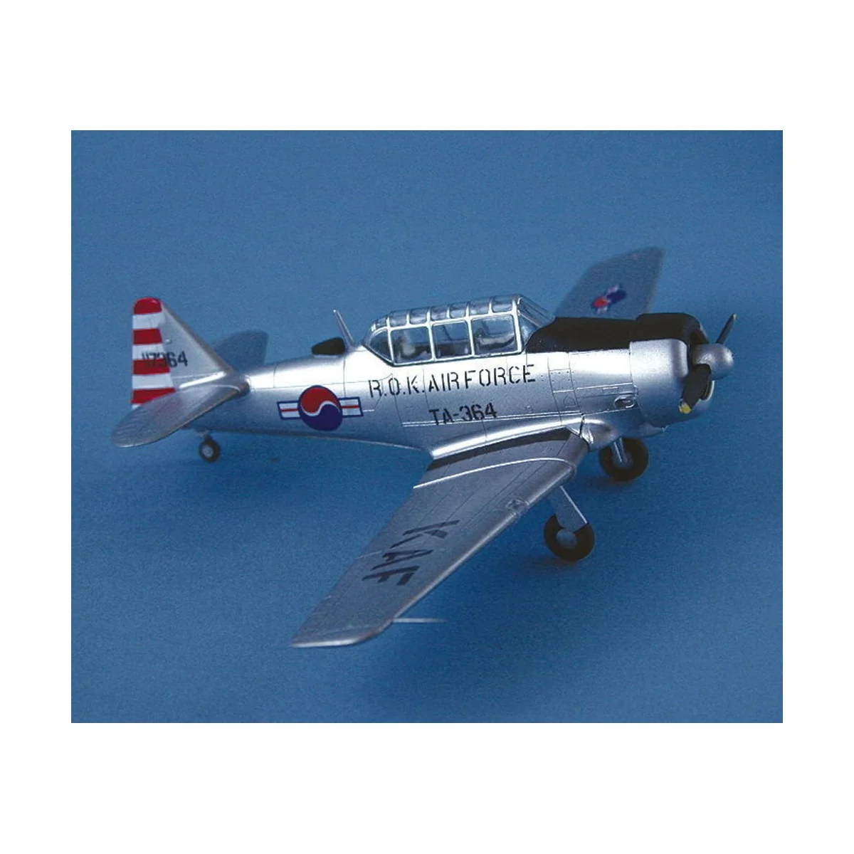 T-6G Republic of Korea air Force, 1/72 - Easy Model 36316 T-6G Republic of Korea air Force, 1/72 - Easy Model 36316