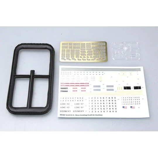 USMC Landing Craft Air Cushion, 1/144 - Trumpeter 00107